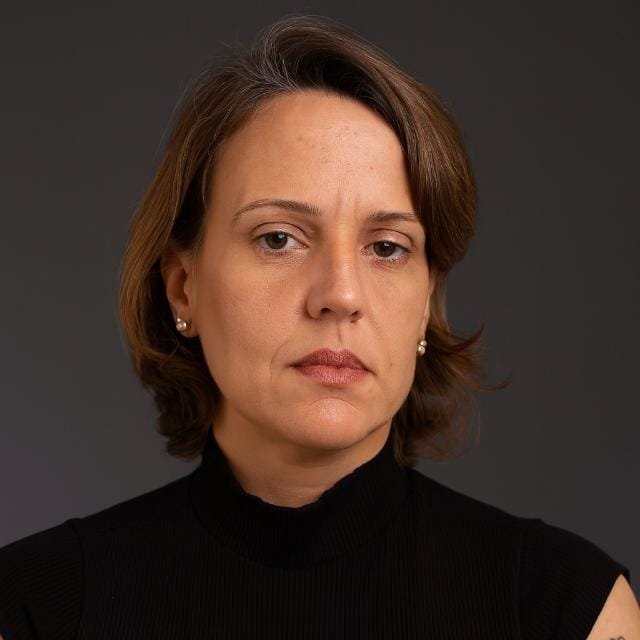 Foto da professora Viviane Petry de Vasconcellos